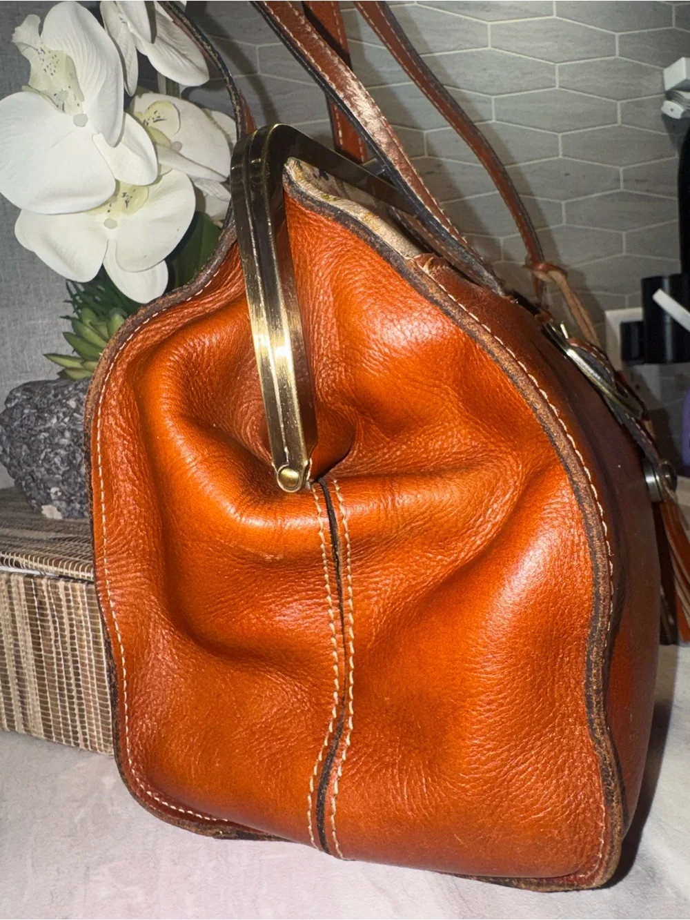 Patricia Nash RARE Cognac Leather Shoulder Bag Floral Accent Metal Clasp Closure
